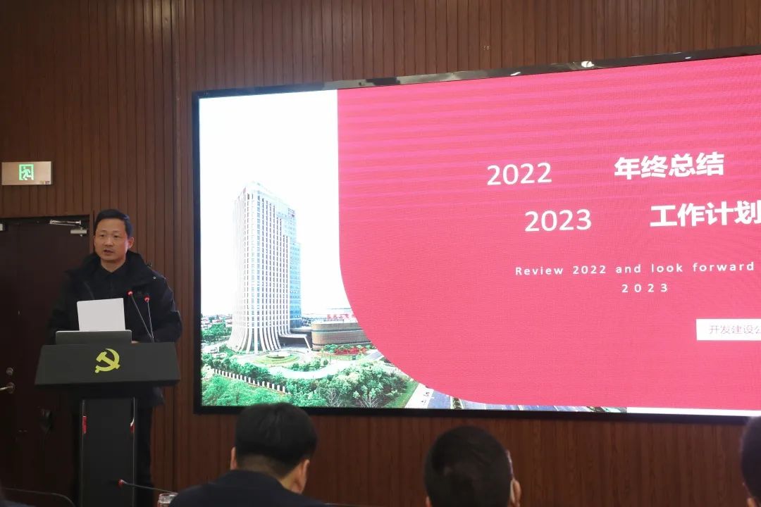 171305f000qyivze09er8v.jpg