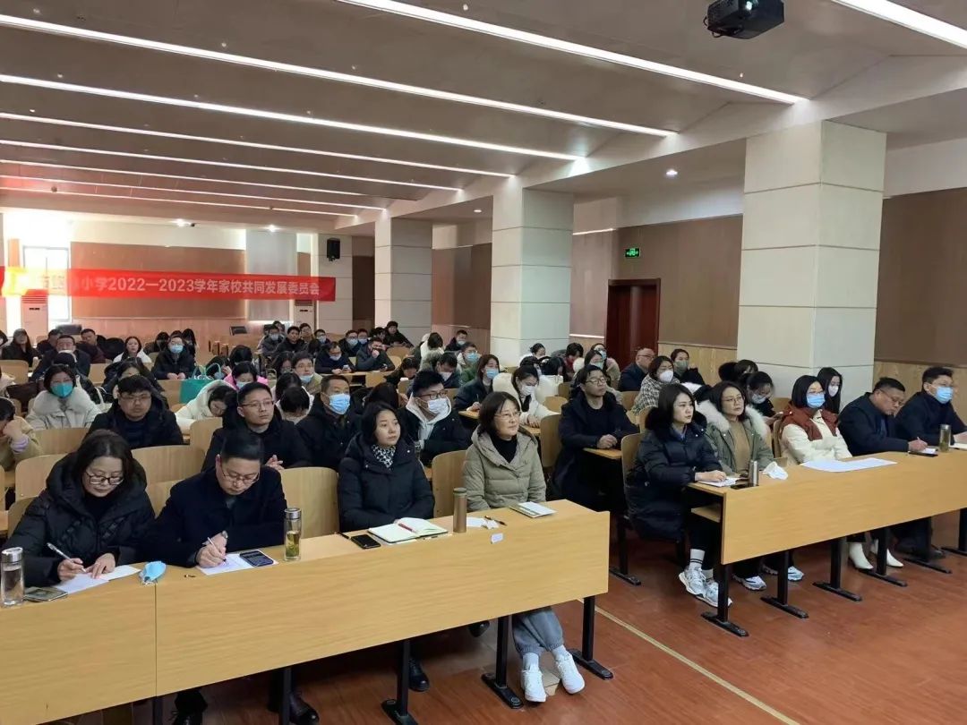 162303c6ep6ccghuzshpdf.jpg
