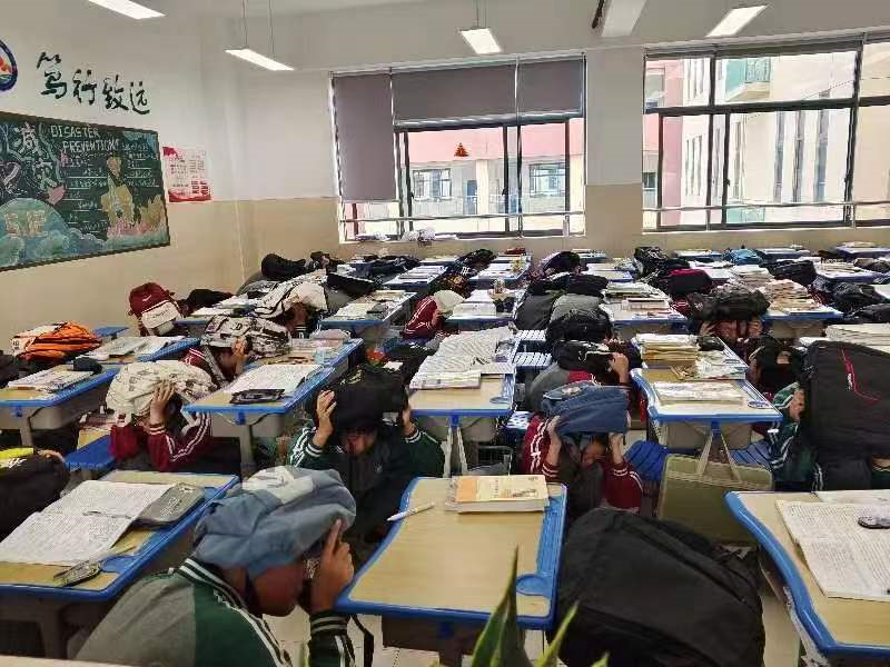 172816y9gu5fqw17u9b5iu.png