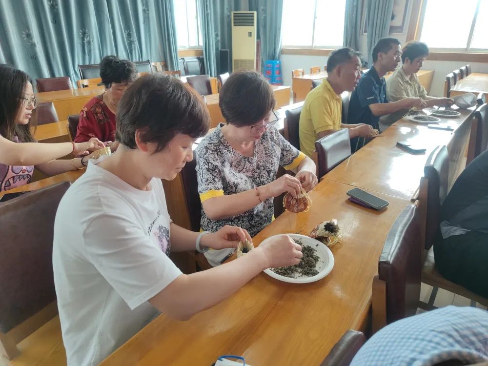 091512jckhzseyack1ab44.jpeg