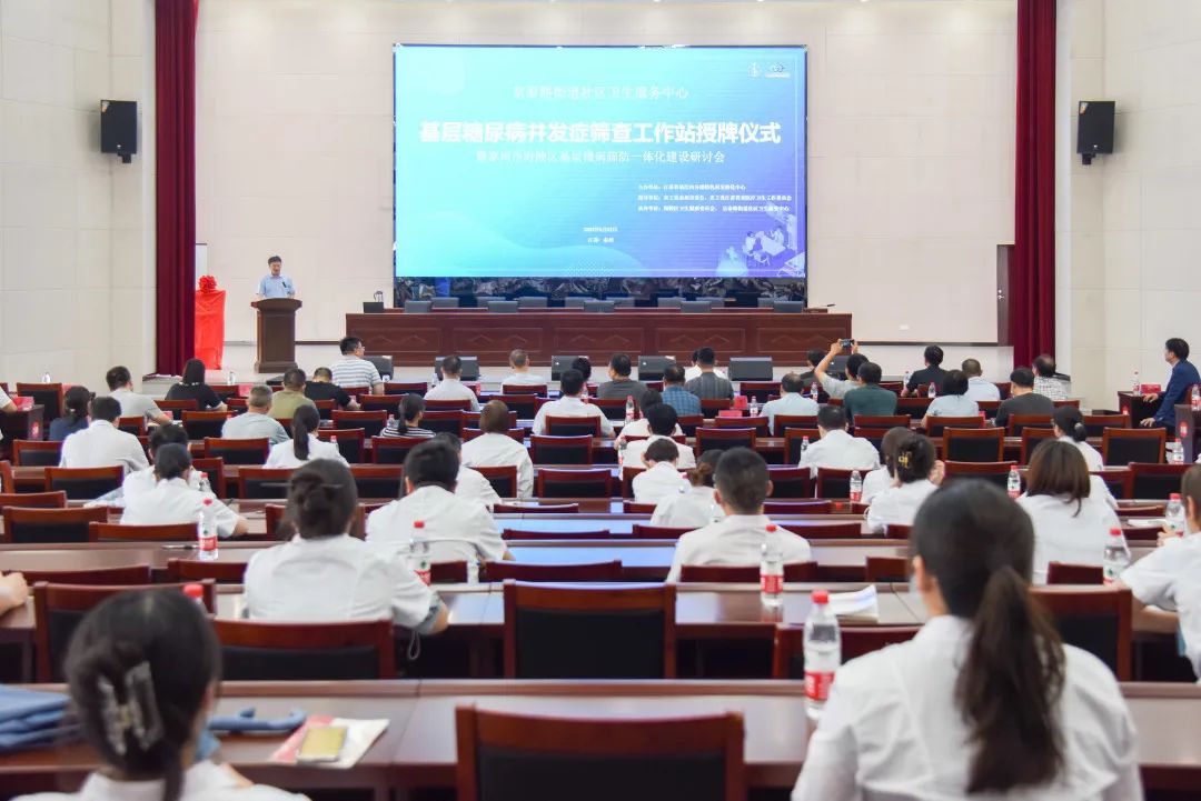 102306nbstnlmn09b3rmb3.jpeg