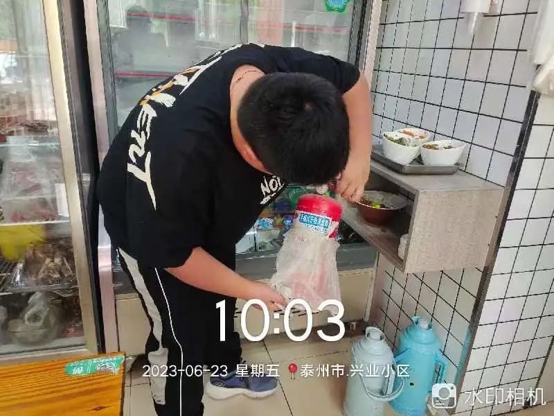 103049ov011ybx0hmcojx0.jpeg