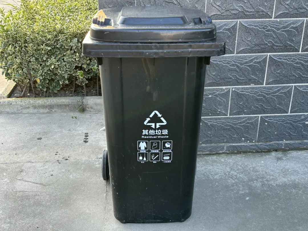 084457kwwx1xn8xbv8dwxb.jpeg