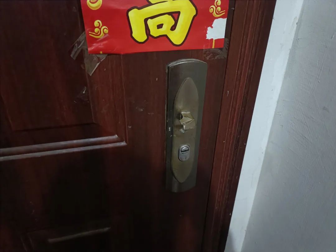 095657z5a8516kdhst1250.jpeg