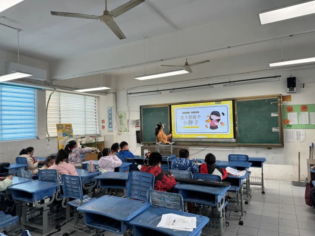 172438agjtpjkutm50mtg6.jpeg
