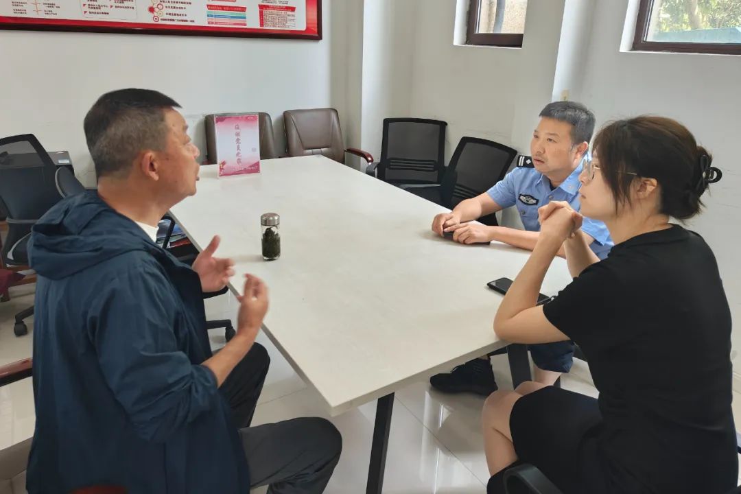 095857g2ecdzru426uq122.jpeg